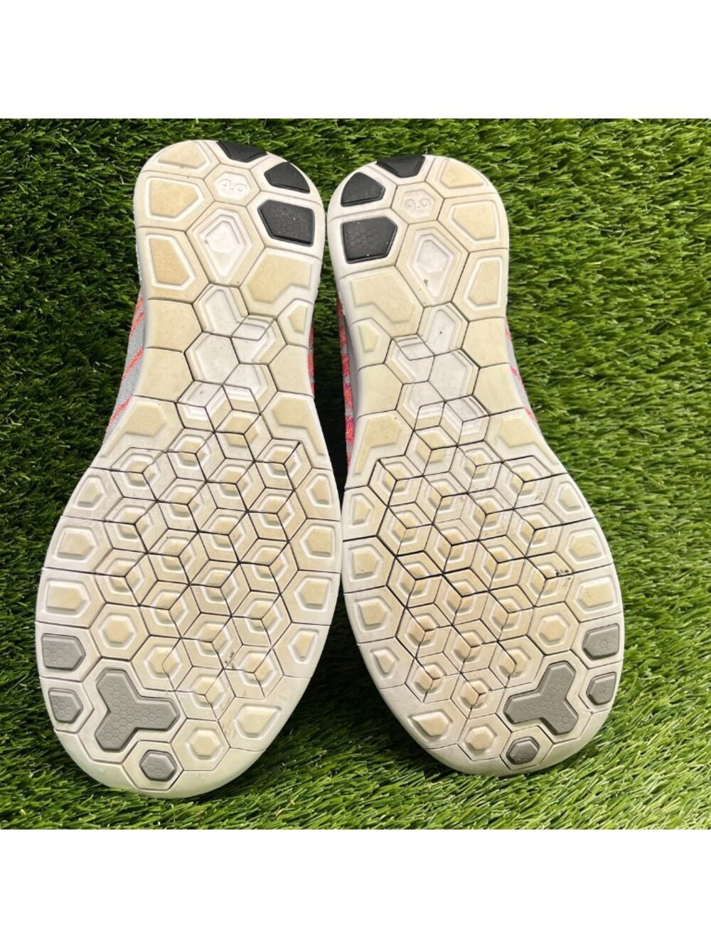 Nike Free 4.0 Flyknit Womens Size 11 Gray Pink Athletic Running Shoes Sneakers - Picture 7 of 10